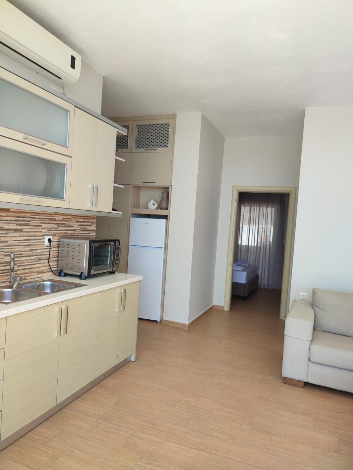 Cimi Apartments ساراندا المظهر الخارجي الصورة