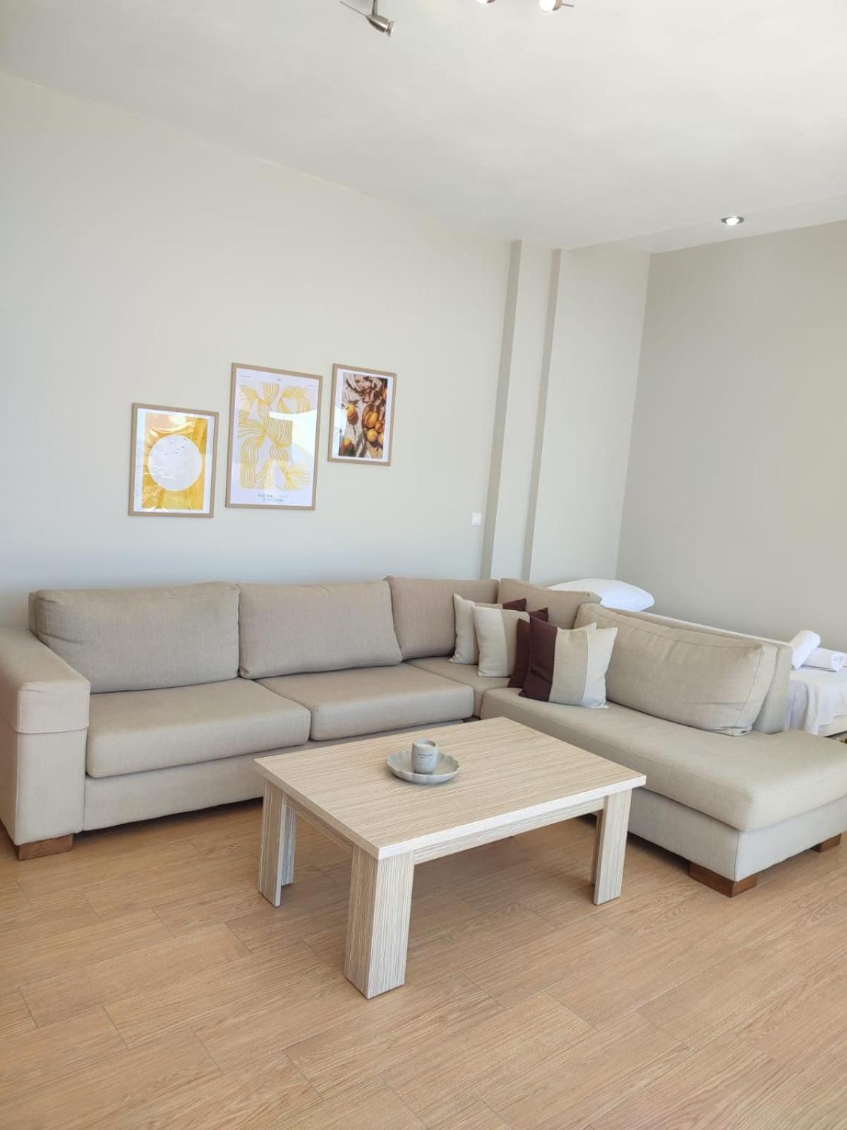 Cimi Apartments ساراندا المظهر الخارجي الصورة